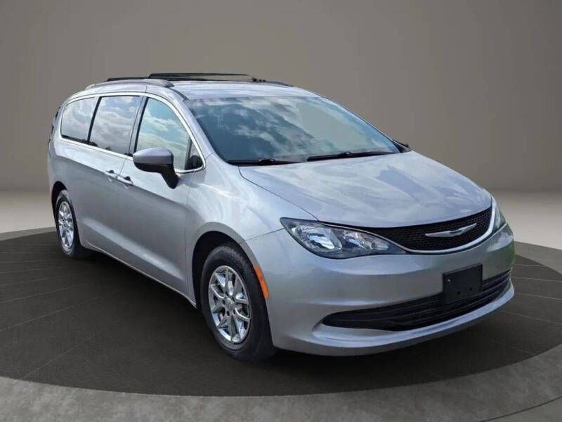 2020 Chrysler Voyager LXi