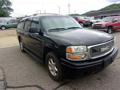 2001 GMC Yukon XL for sale at Hassell Auto Center in Richland Center WI