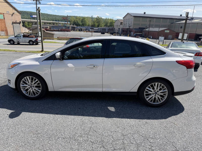 2018 Ford Focus Titanium