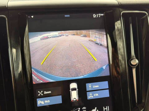 2020 Volvo XC60 T5 Momentum