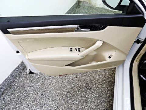 2018 Volkswagen Passat 2.0T SE