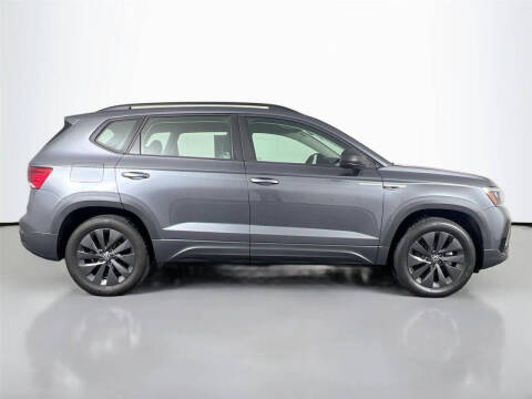 2022 Volkswagen Taos S 4Motion