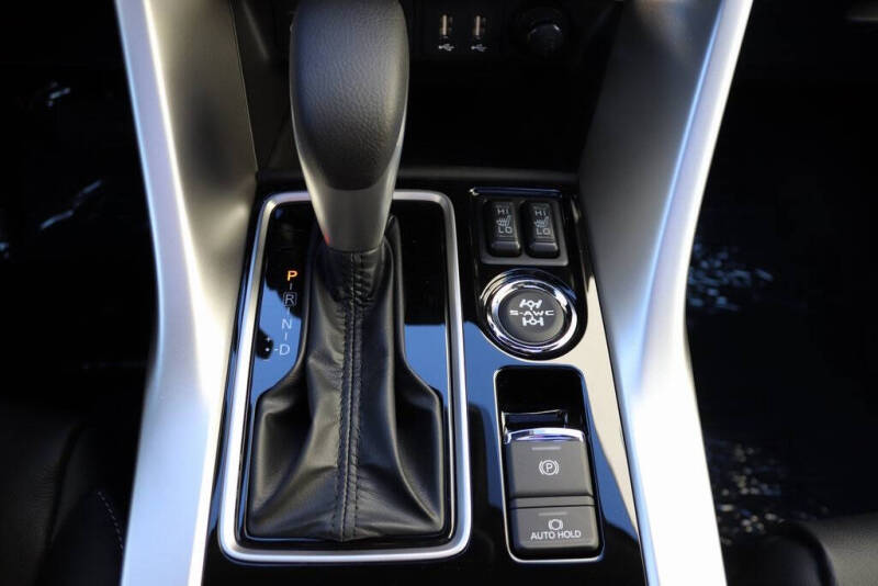 2026 Mitsubishi Eclipse Cross SEL