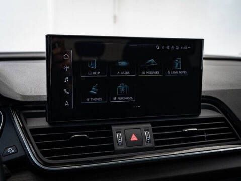 2023 Audi Q5 quattro Premium 40 TFSI