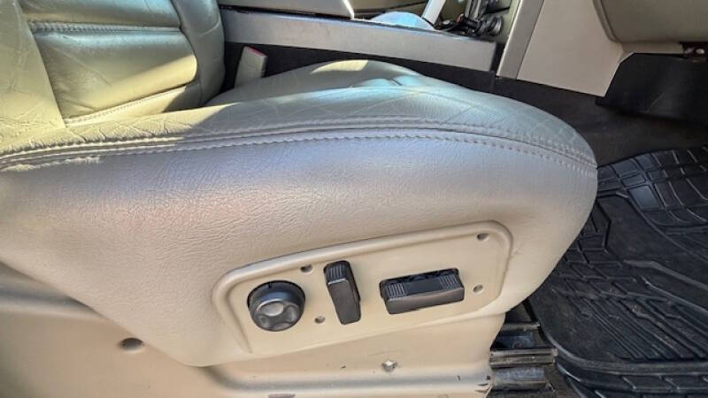 2004 HUMMER H2