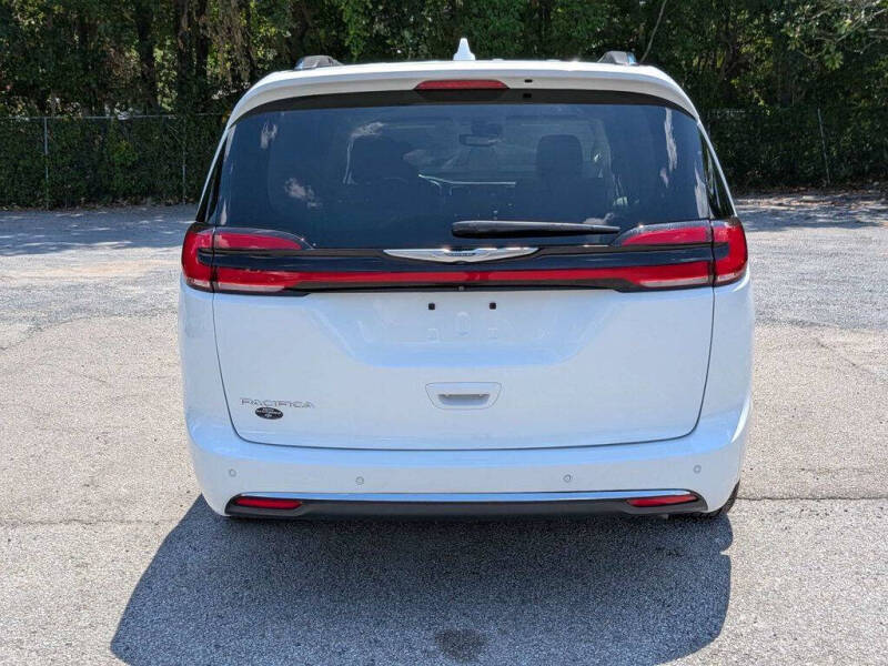 2021 Chrysler Pacifica Touring L
