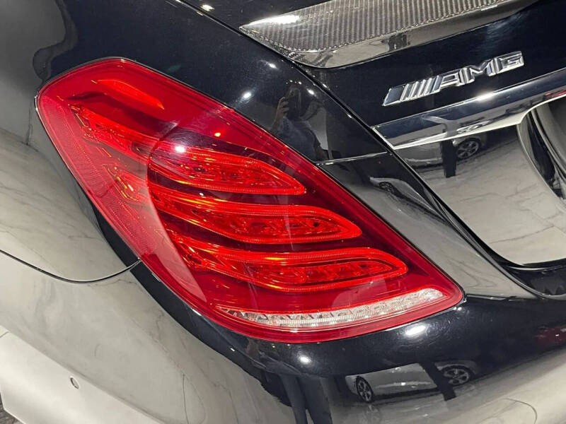 2016 Mercedes-Benz S-Class AMG S 63