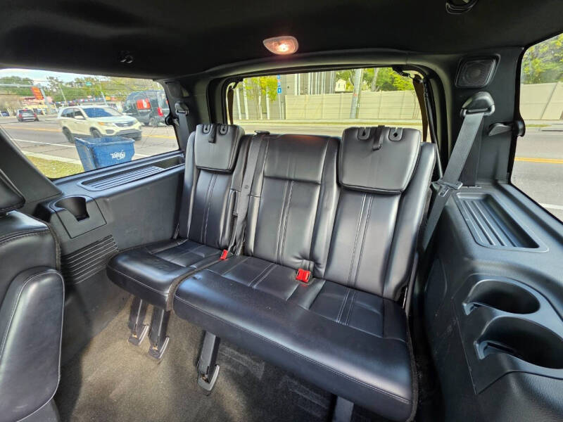 2017 Lincoln Navigator Select