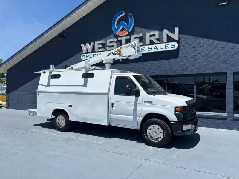 2017 Ford E350 Bucket Van