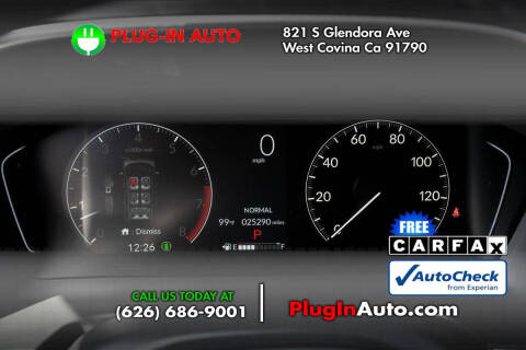 2023 Honda Pilot EX-L w/Rear Captain's Chairs