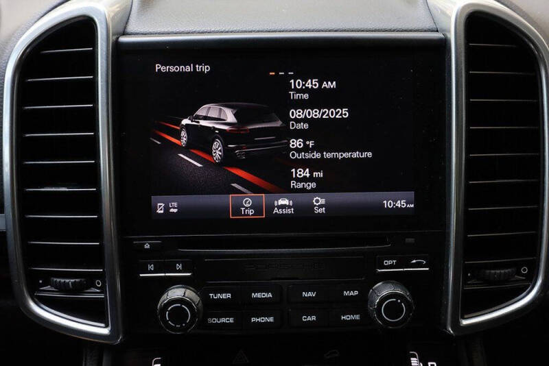 2018 Porsche Cayenne Platinum Edition