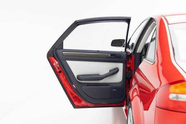 2003 Audi RS 6 quattro