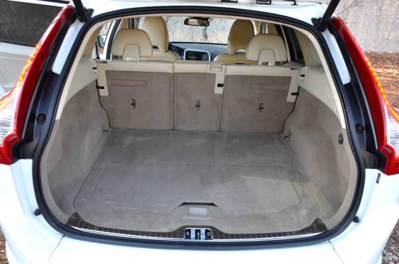 2015 Volvo XC60 3.2 Premier Plus