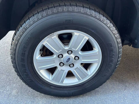 2010 Ford Explorer Sport Trac XLT