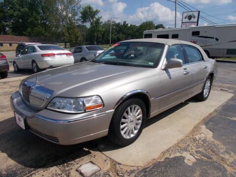 2003 Lincoln Town Car for sale at High Country Motors in Mountain Home AR