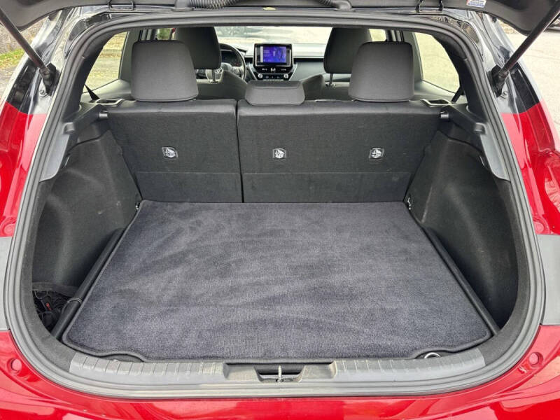 2024 Toyota Corolla Hatchback SE