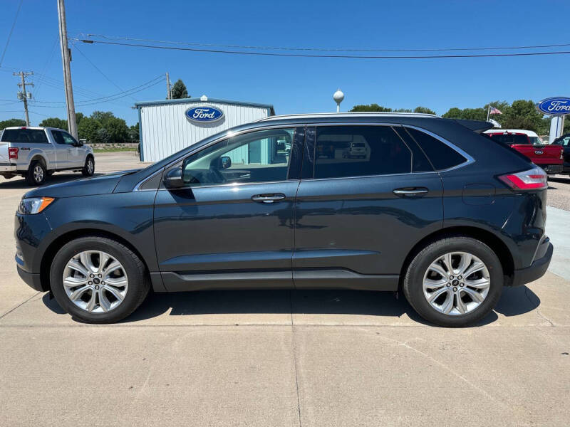 2024 Ford Edge Titanium