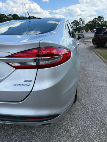 2018 Ford Fusion Hybrid SE