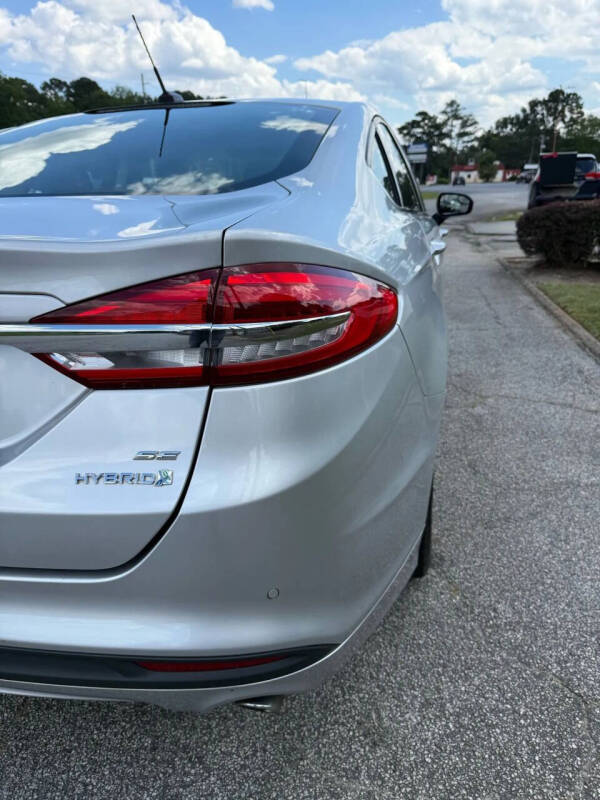 2018 Ford Fusion Hybrid SE