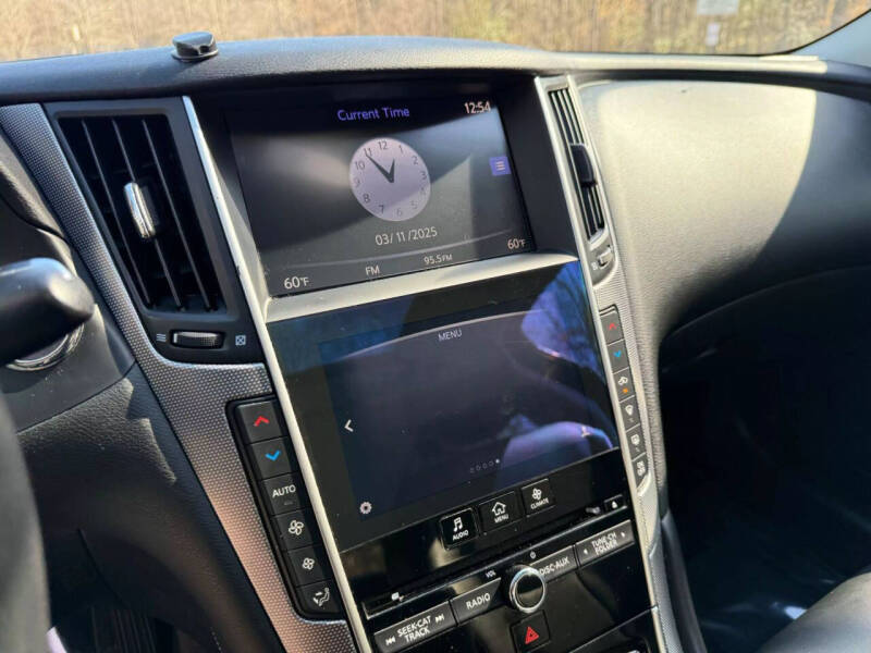 2016 Infiniti Q50 2.0T Premium