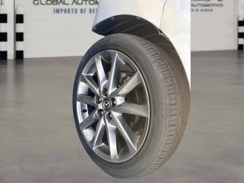 2018 Mazda MAZDA3 Touring