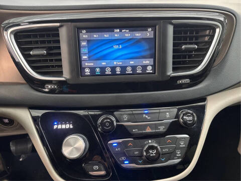 2018 Chrysler Pacifica Touring L