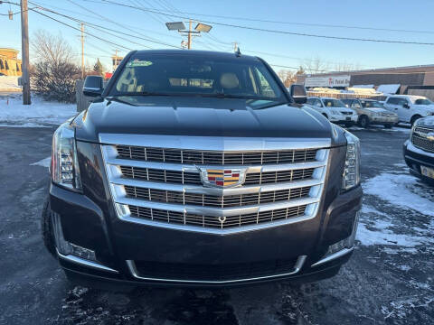 2018 Cadillac Escalade Luxury