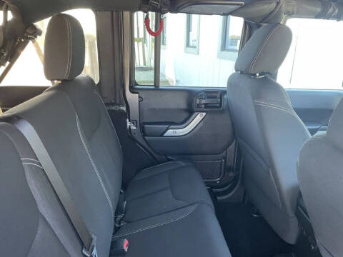 2016 Jeep Wrangler Unlimited Sahara