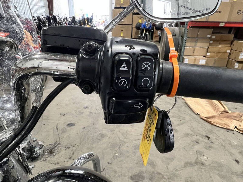 2019 Harley-Davidson Road King Base FLHR