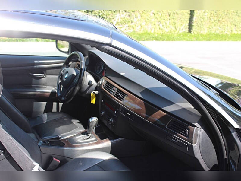 2011 BMW 3 Series 328i