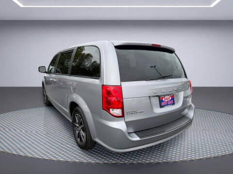2018 Dodge Grand Caravan SE Plus
