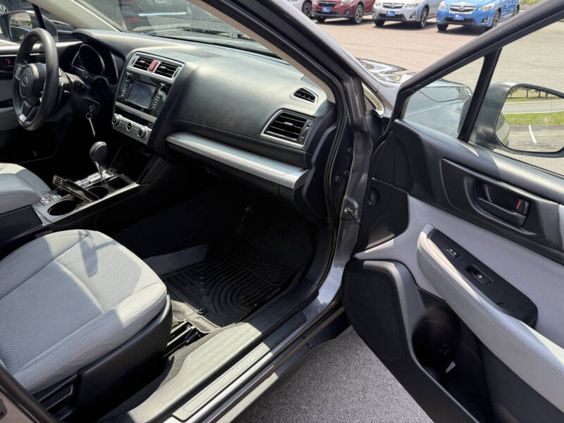 2018 Subaru Outback 2.5i