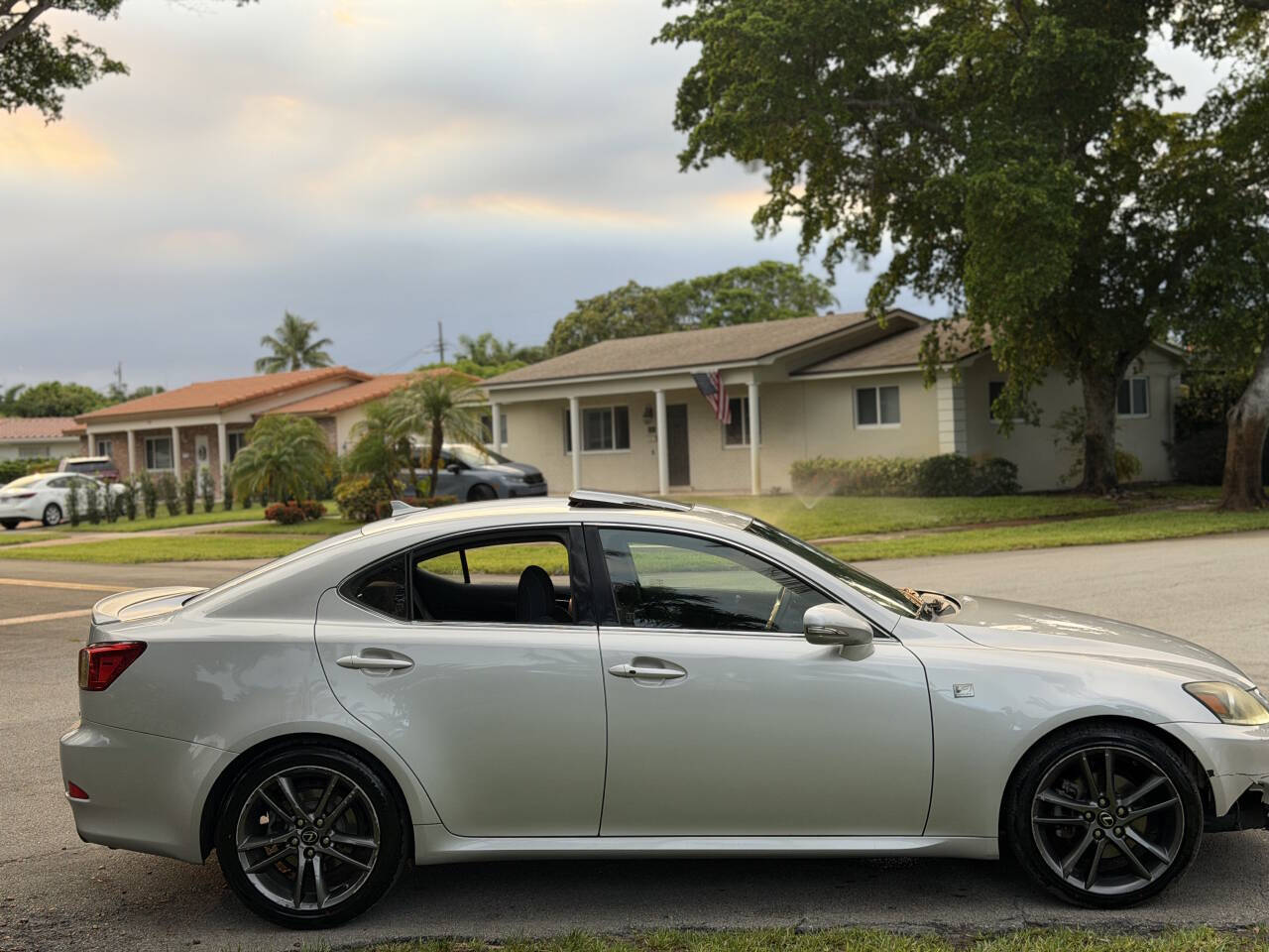 2012 Lexus IS - $8,900