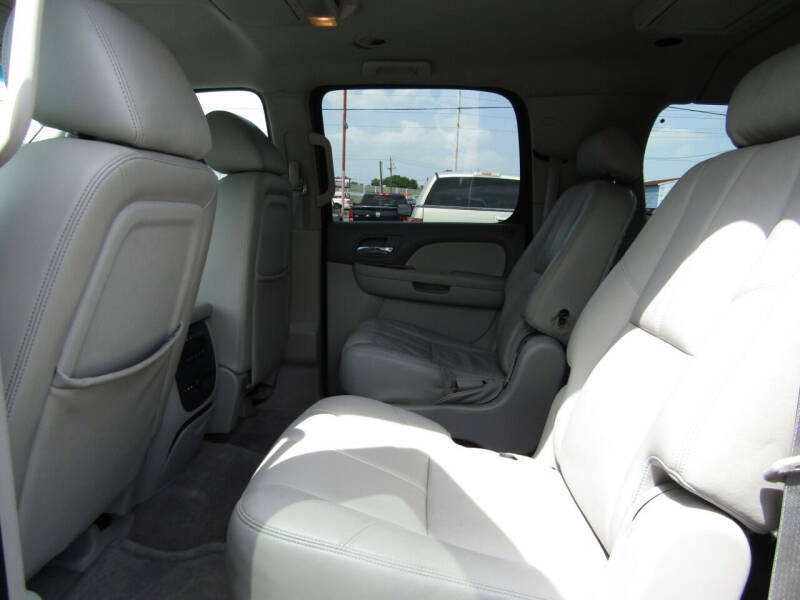 2010 GMC Yukon XL SLT