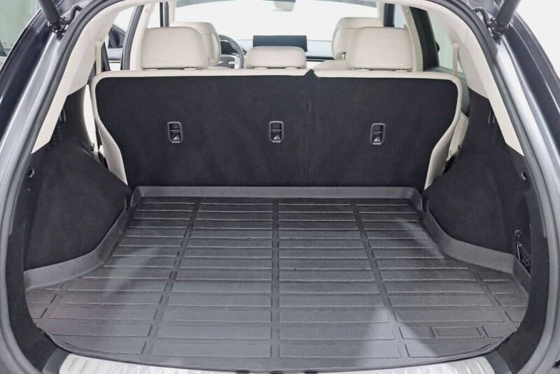 2024 Genesis GV70 2.5T Standard