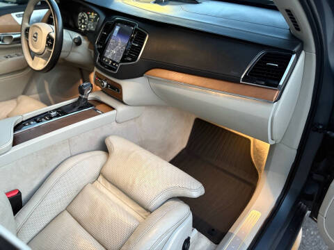 2016 Volvo XC90 T6 Inscription