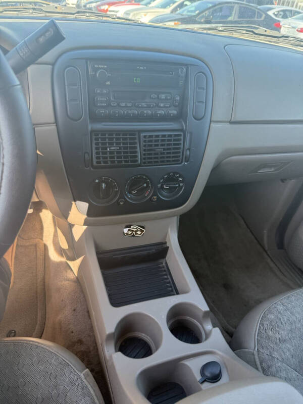 2003 Ford Explorer XLS