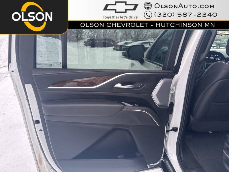 2022 Cadillac Escalade ESV Premium Luxury Platinum