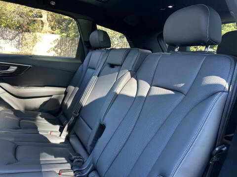 2025 Audi Q7 quattro Premium Plus 55 TFSI