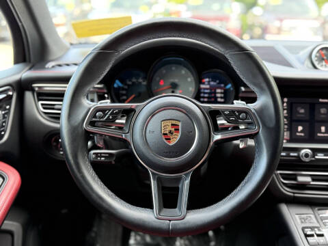 2020 Porsche Macan S