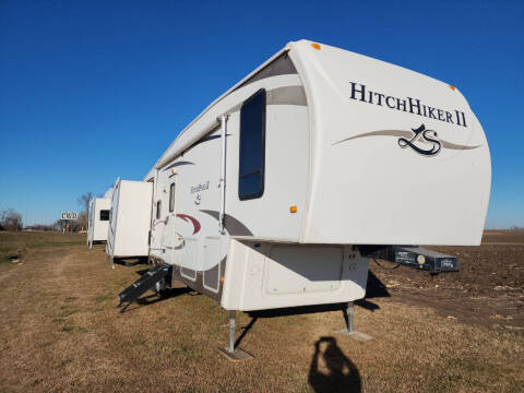 2008 Custom Campers inc Hitchhiker  II
