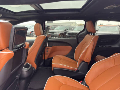 2026 Chrysler Pacifica Pinnacle