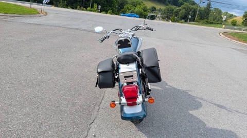 2003 Suzuki VL800