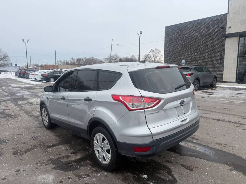 2015 Ford Escape S