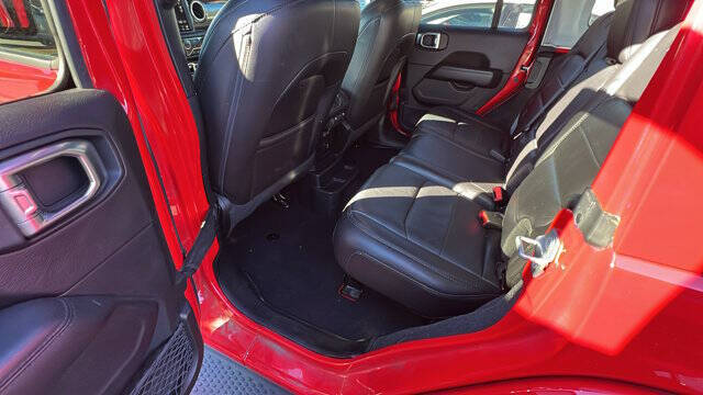 2019 Jeep Wrangler Unlimited Sahara Altitude