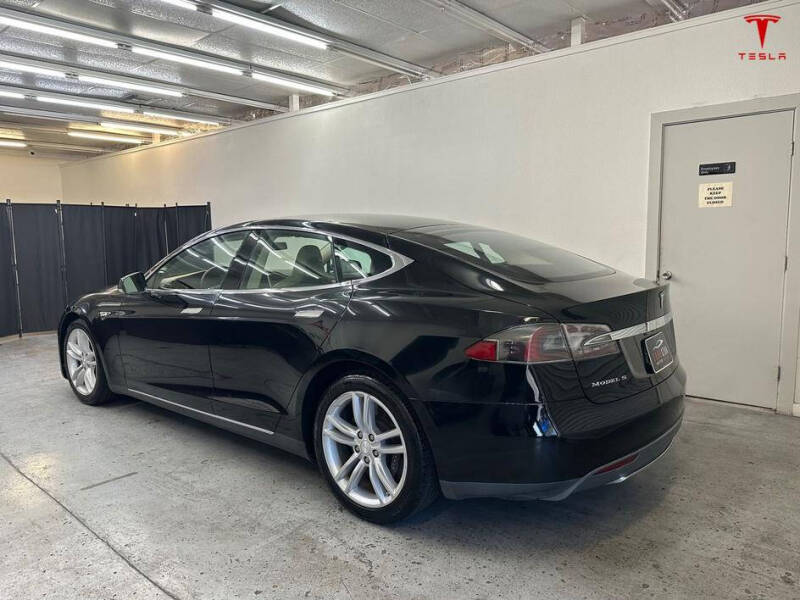 2013 Tesla Model S