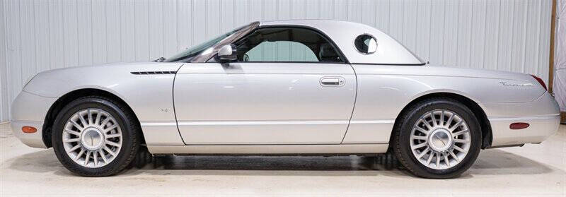2004 Ford Thunderbird Deluxe
