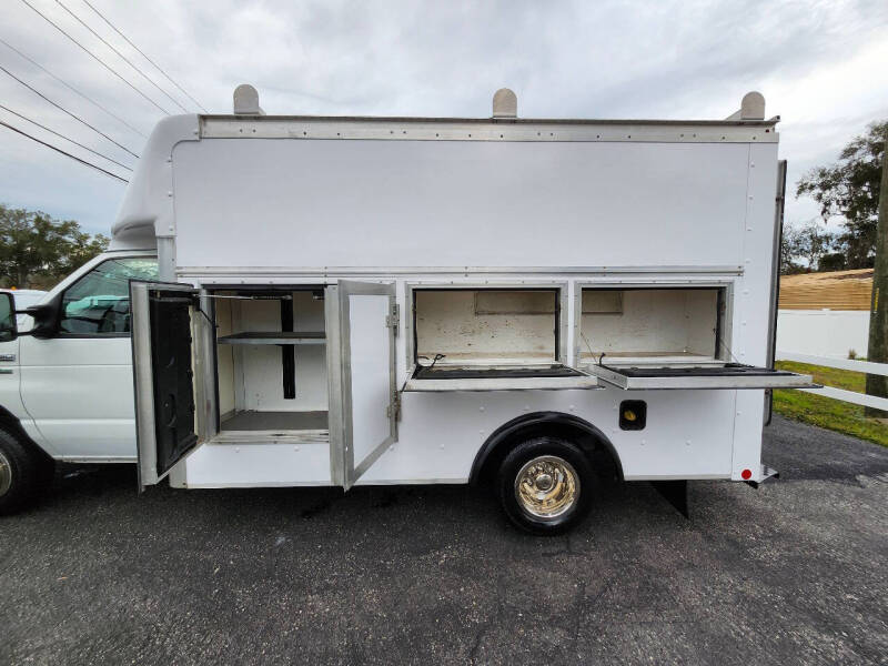 2018 Ford E-Series E-350 SD