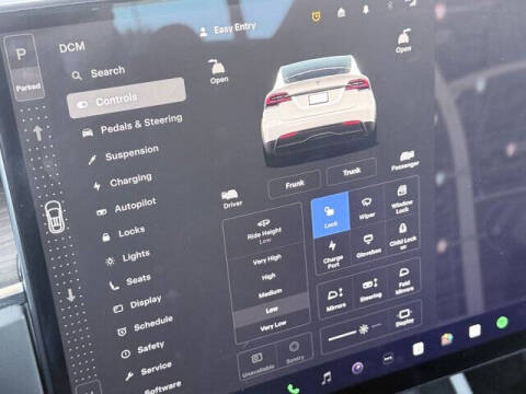 2023 Tesla Model X Standard Range