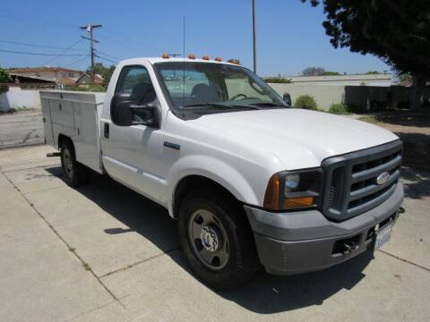 2006 Ford F-350 Super Duty for sale at Hollywood Auto Brokers in Los Angeles CA